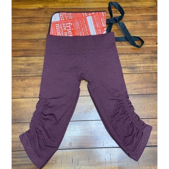Lululemon ebb to street leggings  size 6 - Picture 1 of 5